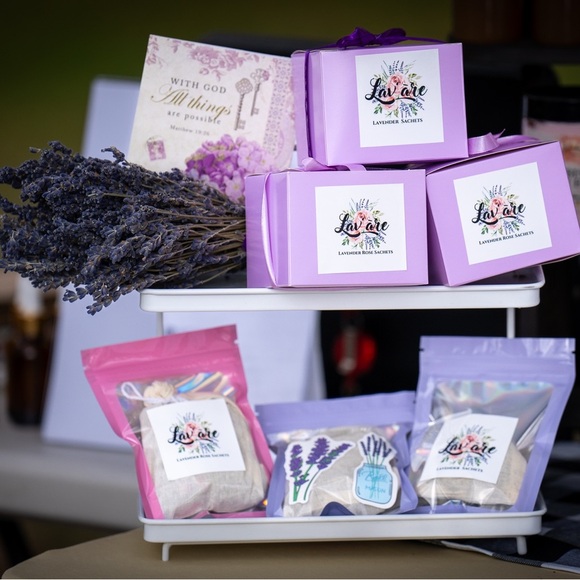 Lavender Buds Sachets - Picture 1 of 2